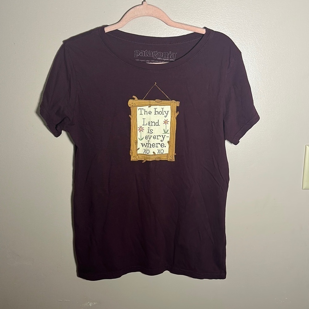 Patagonia Maroon Graphic Tee Organic Cotton‎ | Large